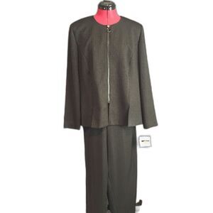 Leslie Fay Gray Pinstripe Pantsuit